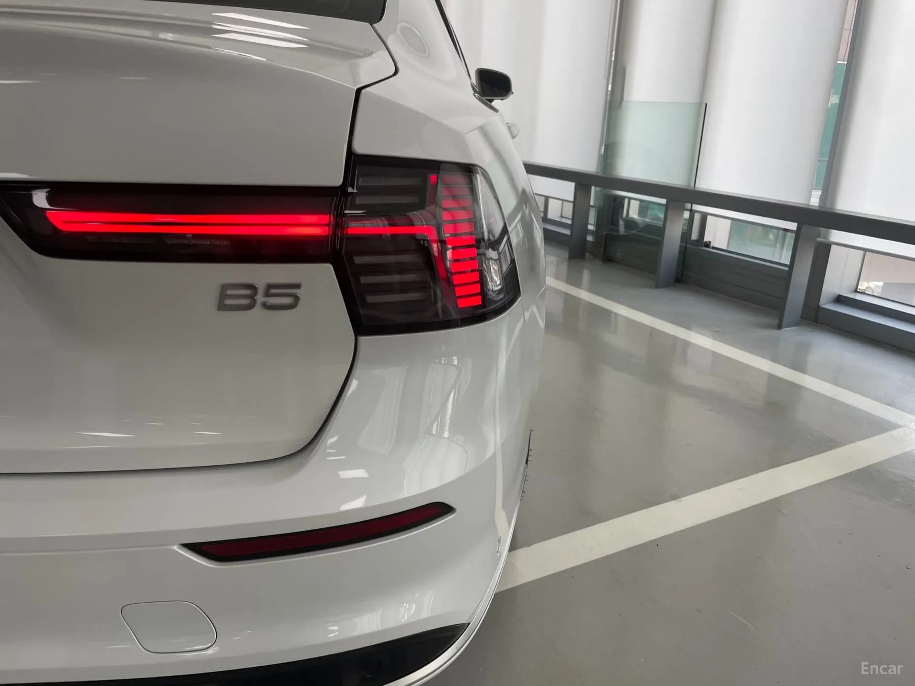S90