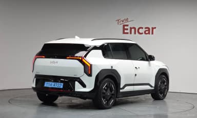 EV3