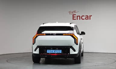 EV3