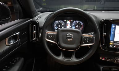 XC40