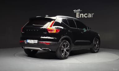 XC40