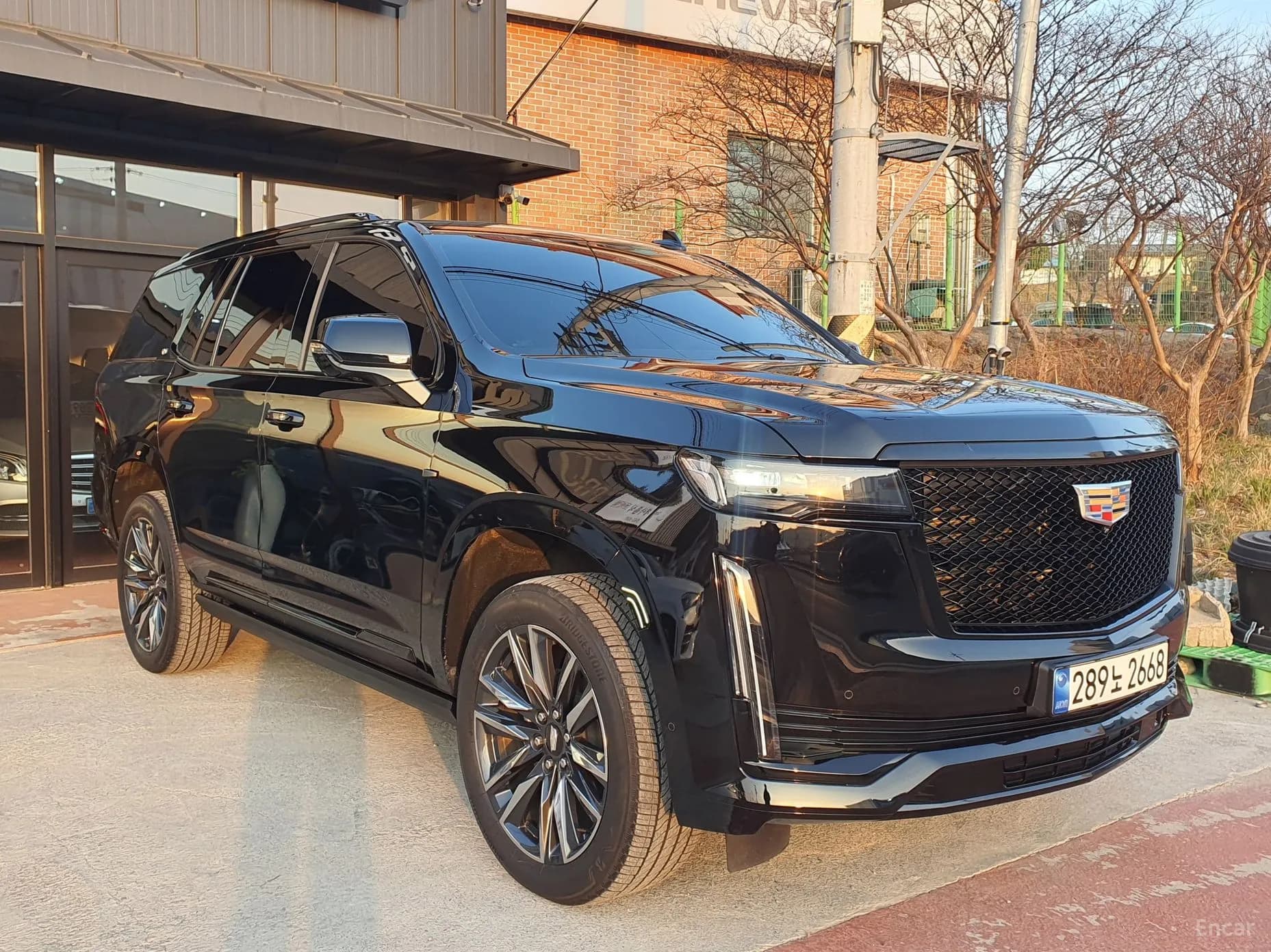 Escalade 5th Generation