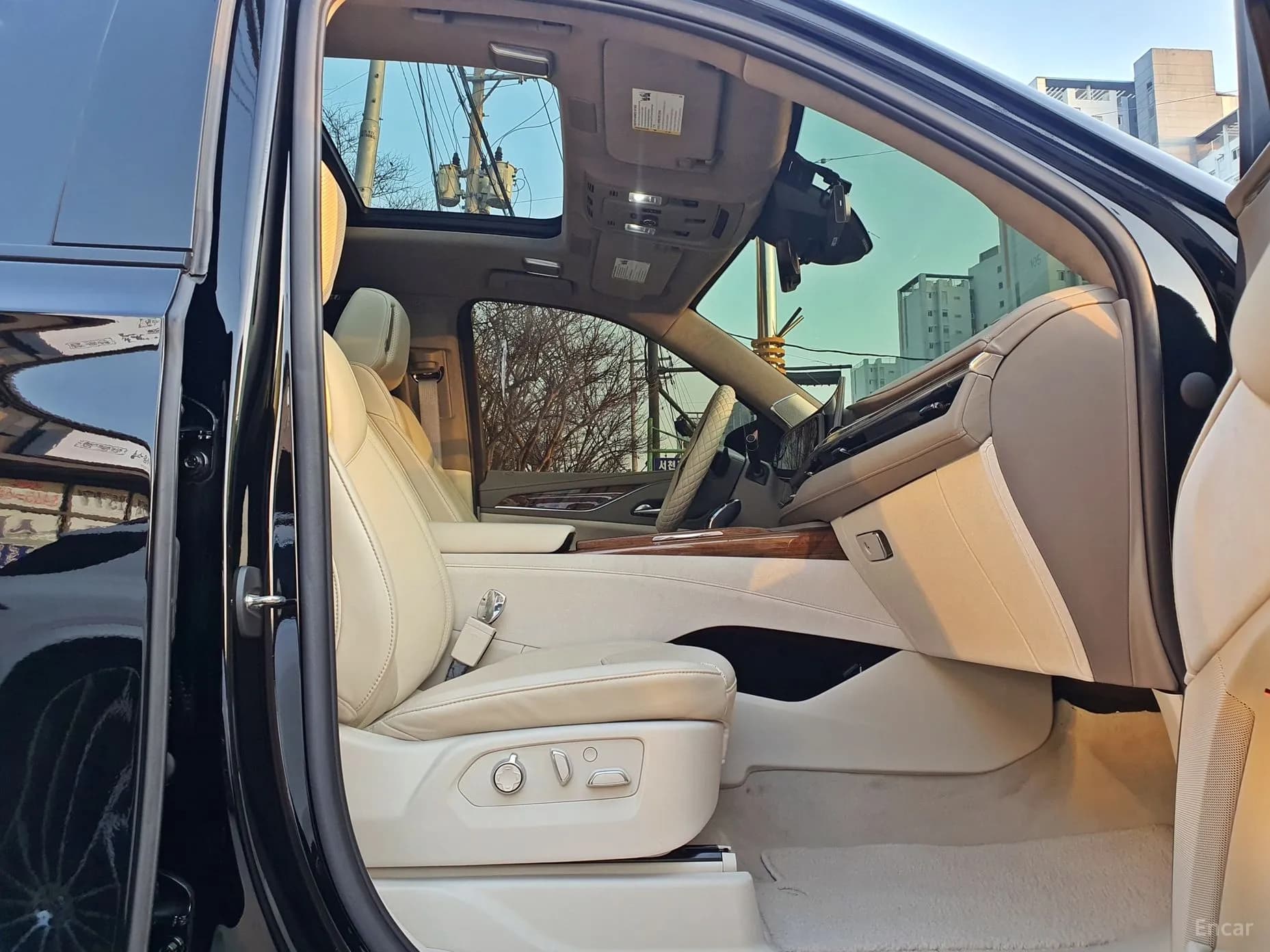 Escalade 5th Generation