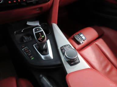 Series 4 (F32)