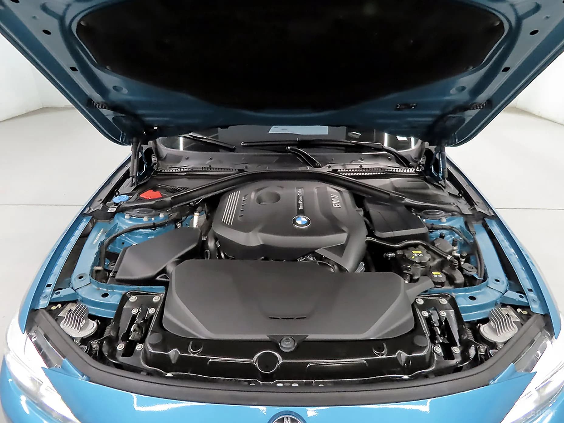 Series 4 (F32)