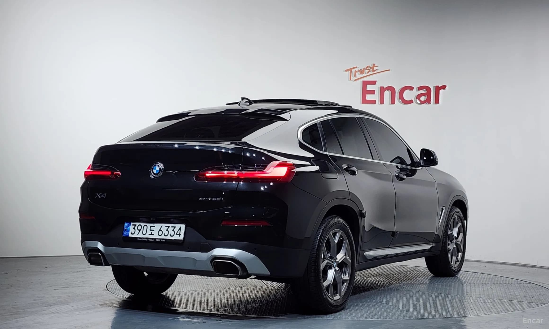 X4 (G02)