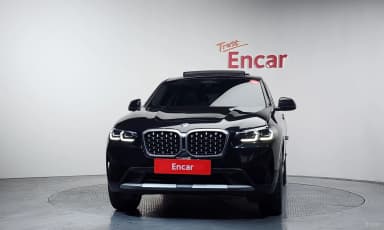 X4 (G02)