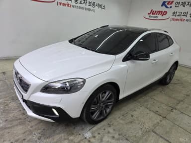 V40 Cross Country