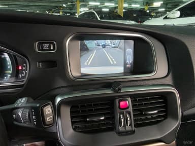 V40 Cross Country