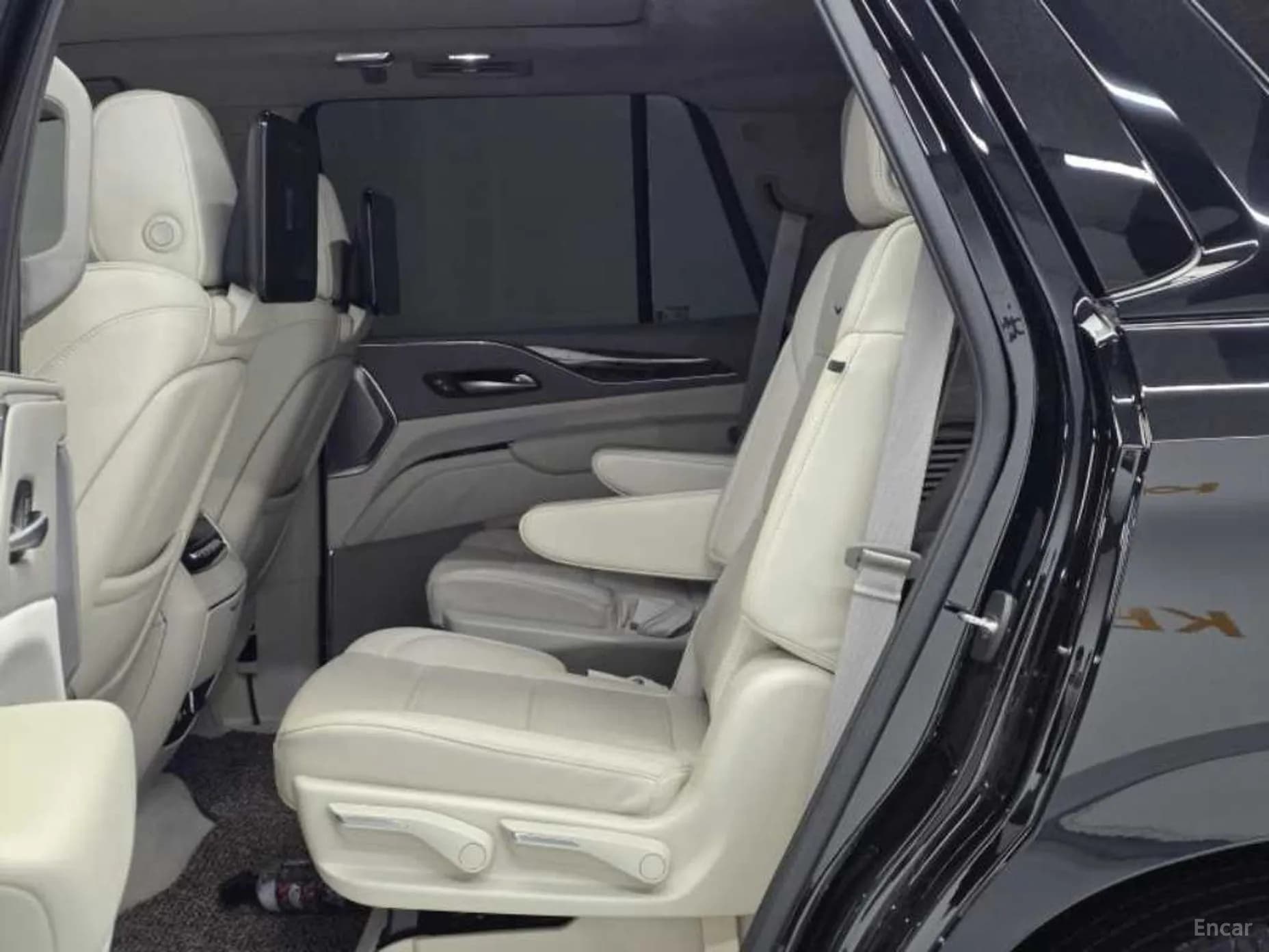 Escalade 5th Generation