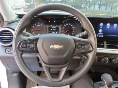 Trax Crossover