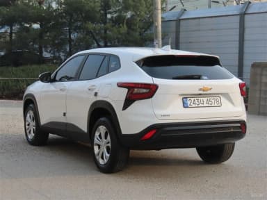 Trax Crossover