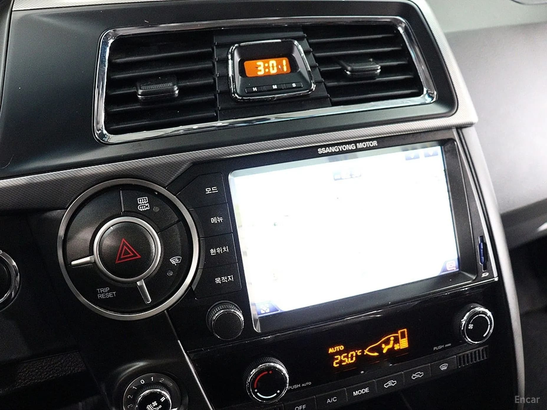 Korando Sports