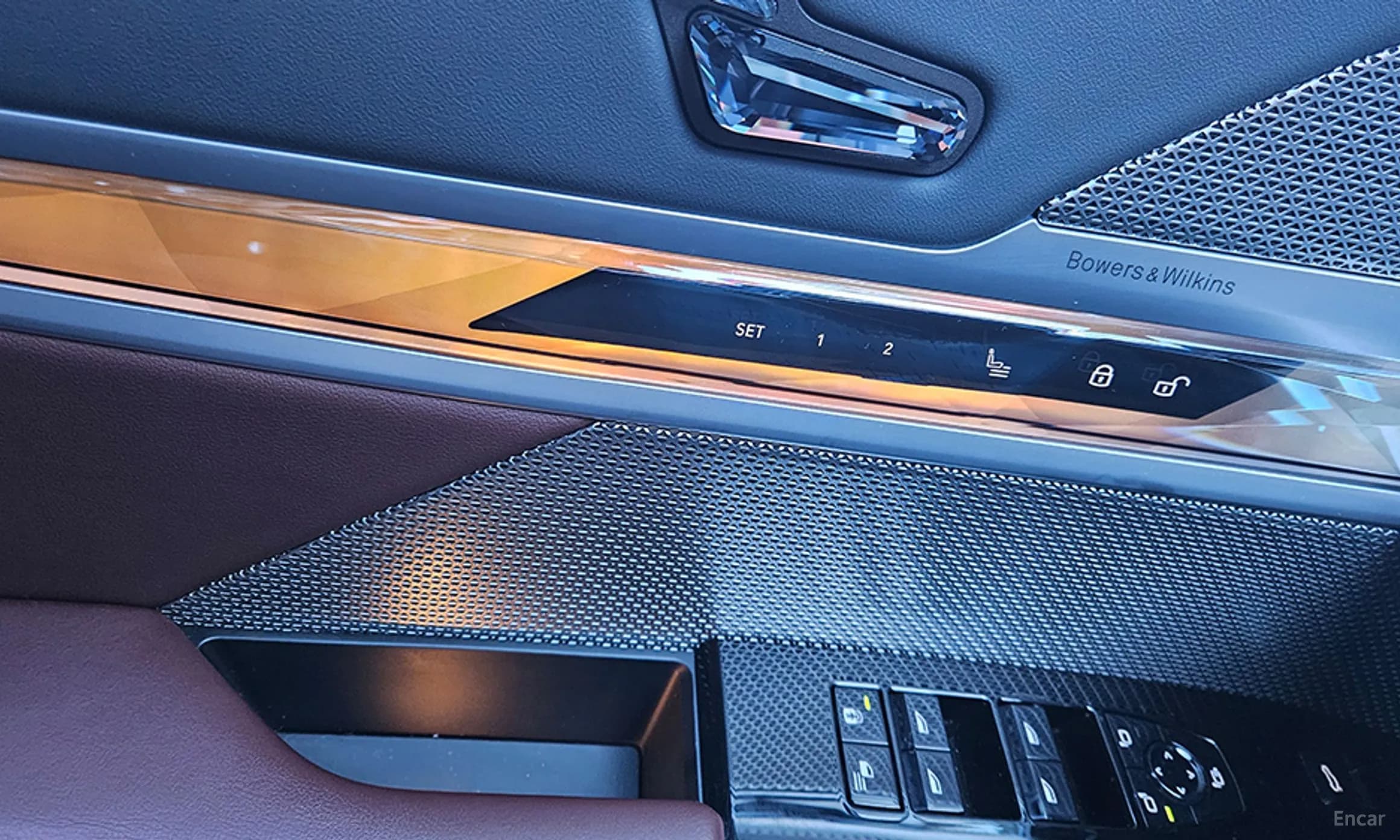7 Series (G70)