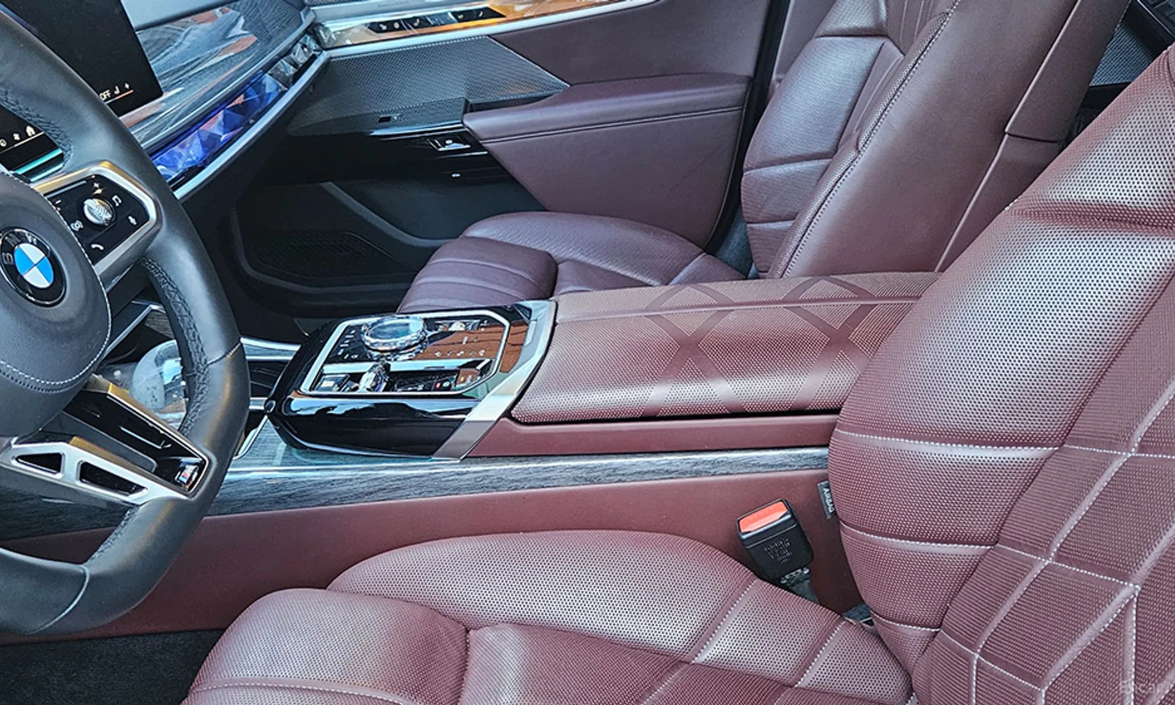 7 Series (G70)