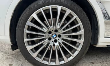 X7 (G07)