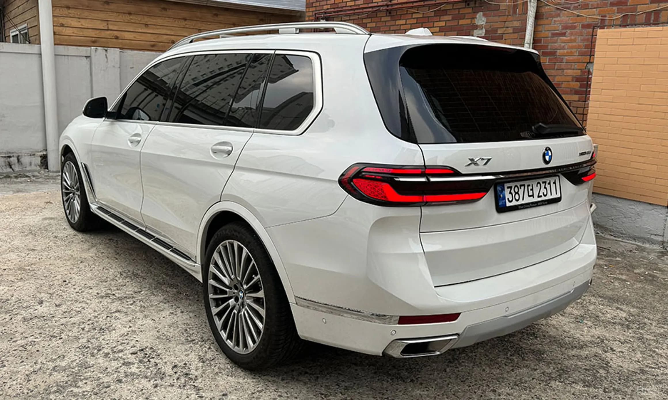 X7 (G07)