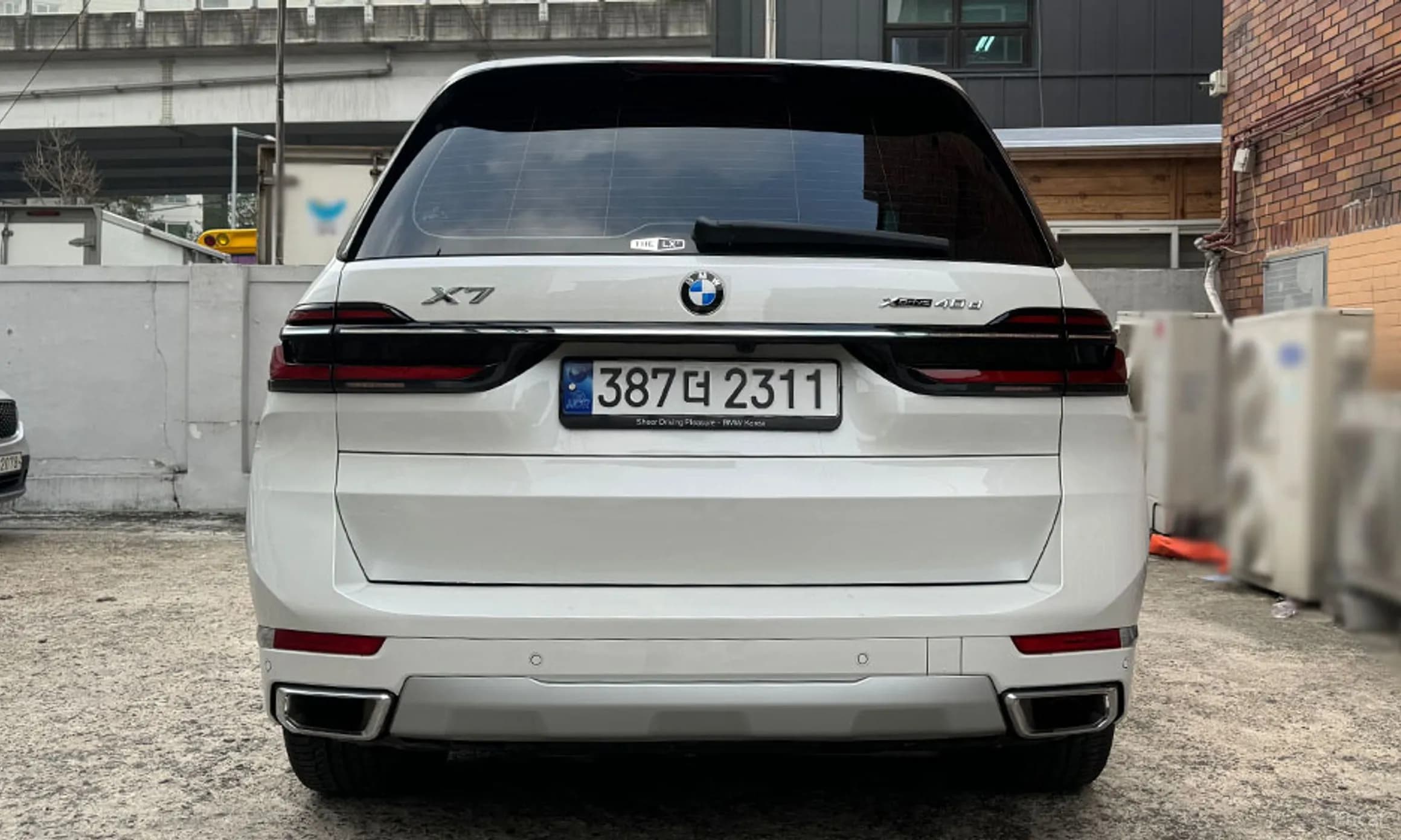 X7 (G07)