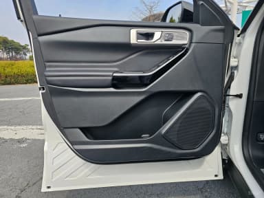 Explorer 6th Generation