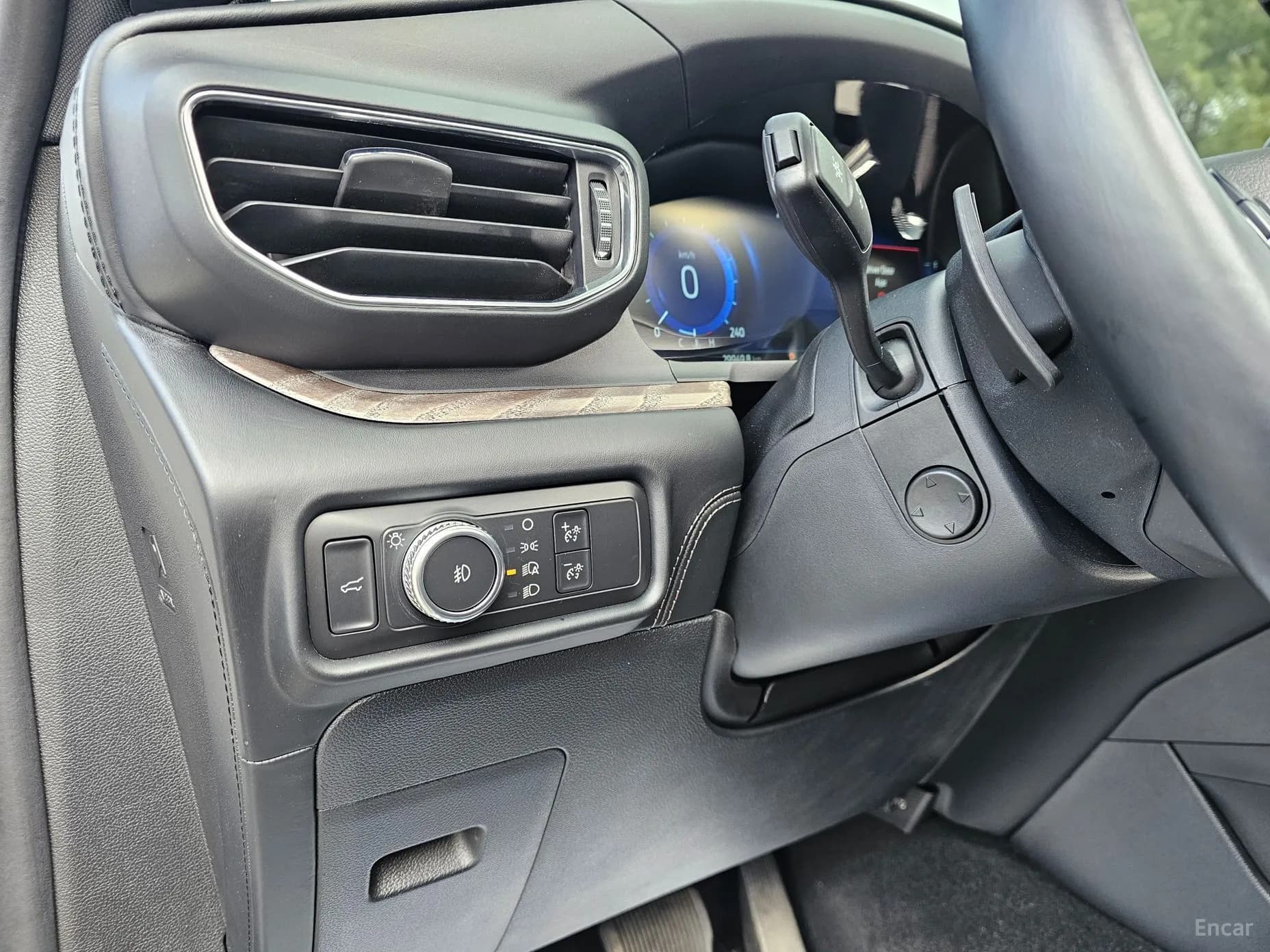 Explorer 6th Generation