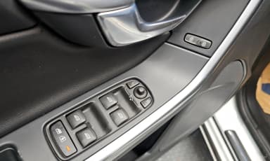 S60