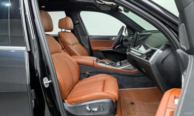 X7 (G07)