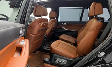 X7 (G07)