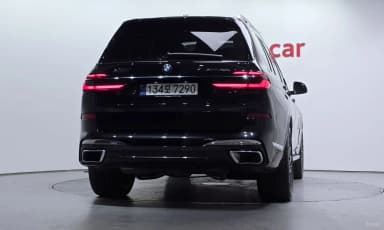 X7 (G07)