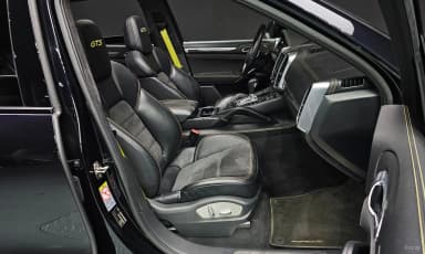 New Cayenne
