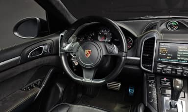 New Cayenne