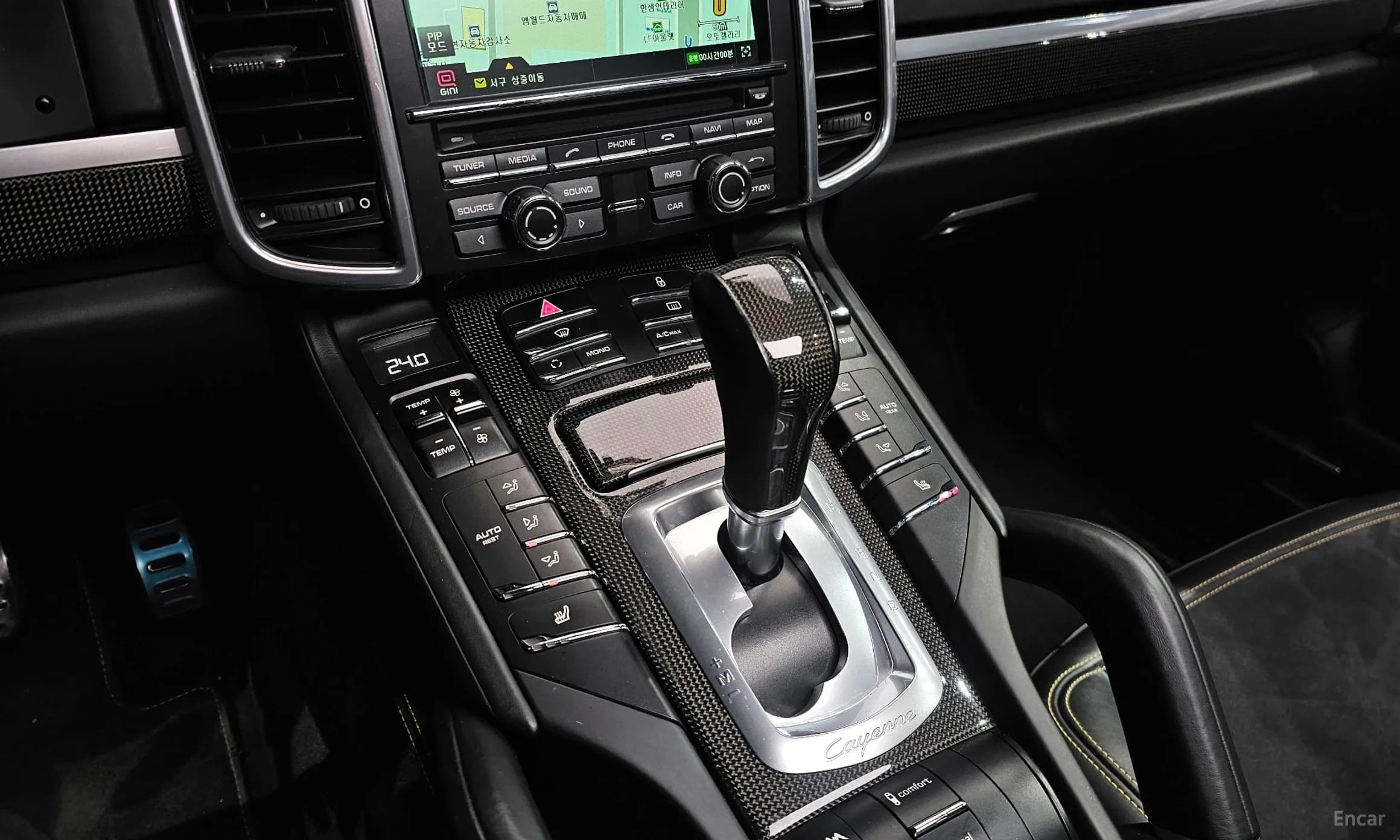 New Cayenne