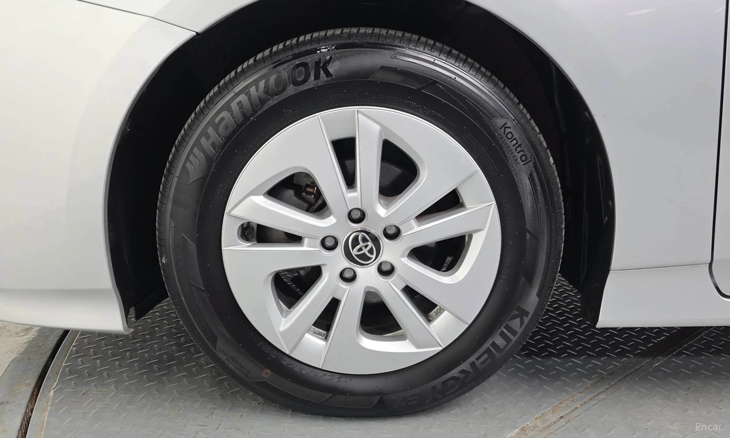 Prius 4th Generation