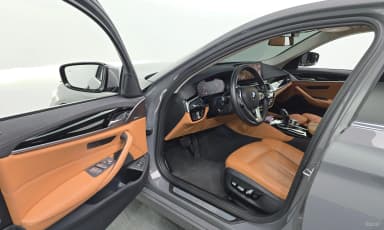 5 Series (G30)