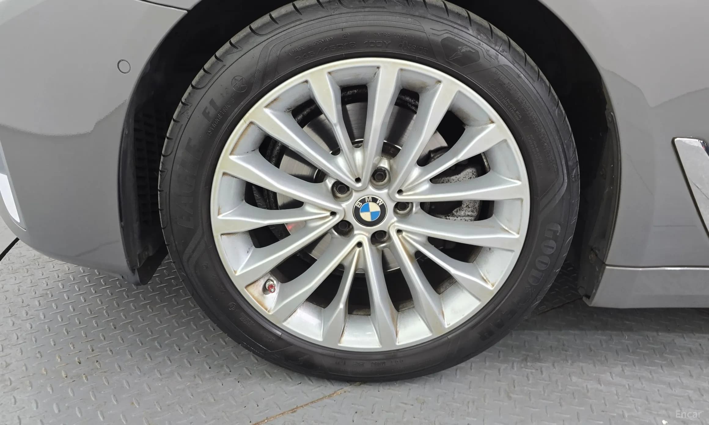 5 Series (G30)