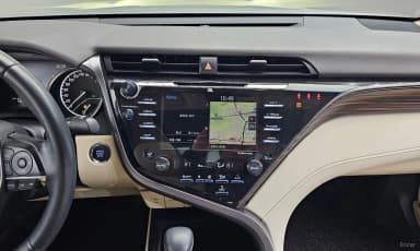 Camry (XV70)