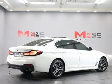5 Series (G30)