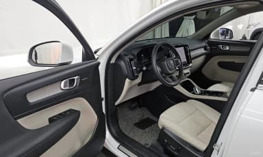 XC40