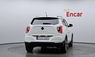 Berry New Tivoli