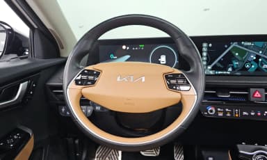 EV6