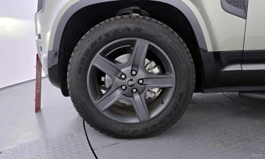 Defender (L663)
