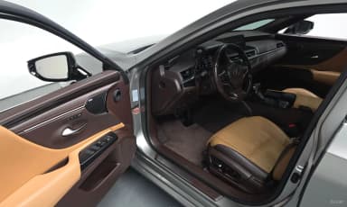 ES300h 7th Generation