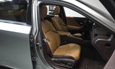 ES300h 7th Generation