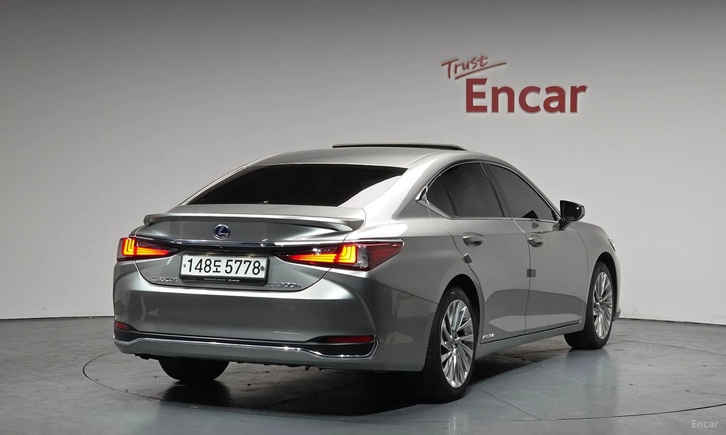 ES300h 7th Generation