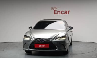 ES300h 7th Generation