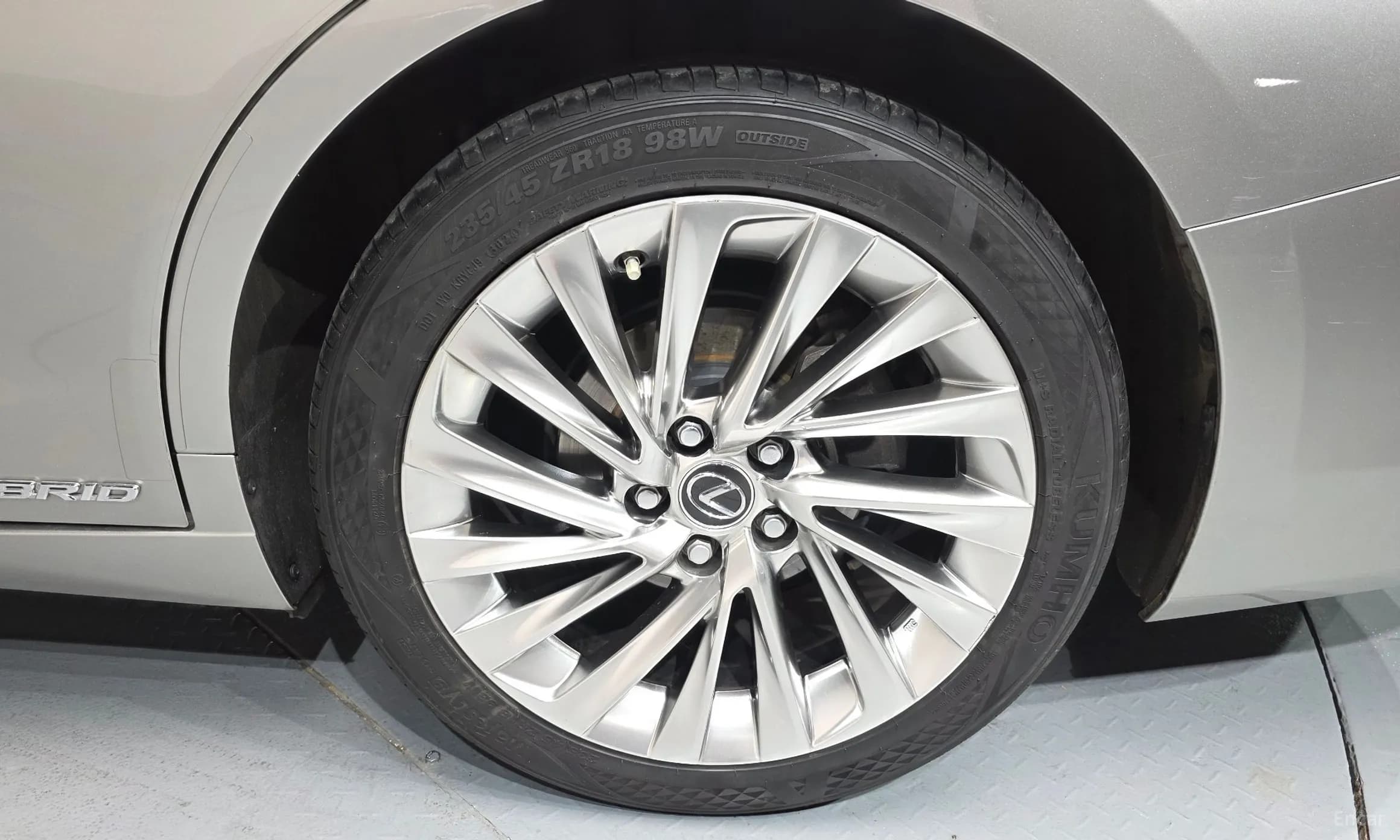 ES300h 7th Generation