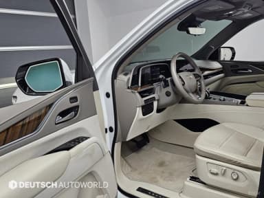 Escalade 5th Generation