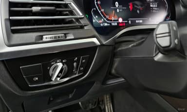 X4 (G02)