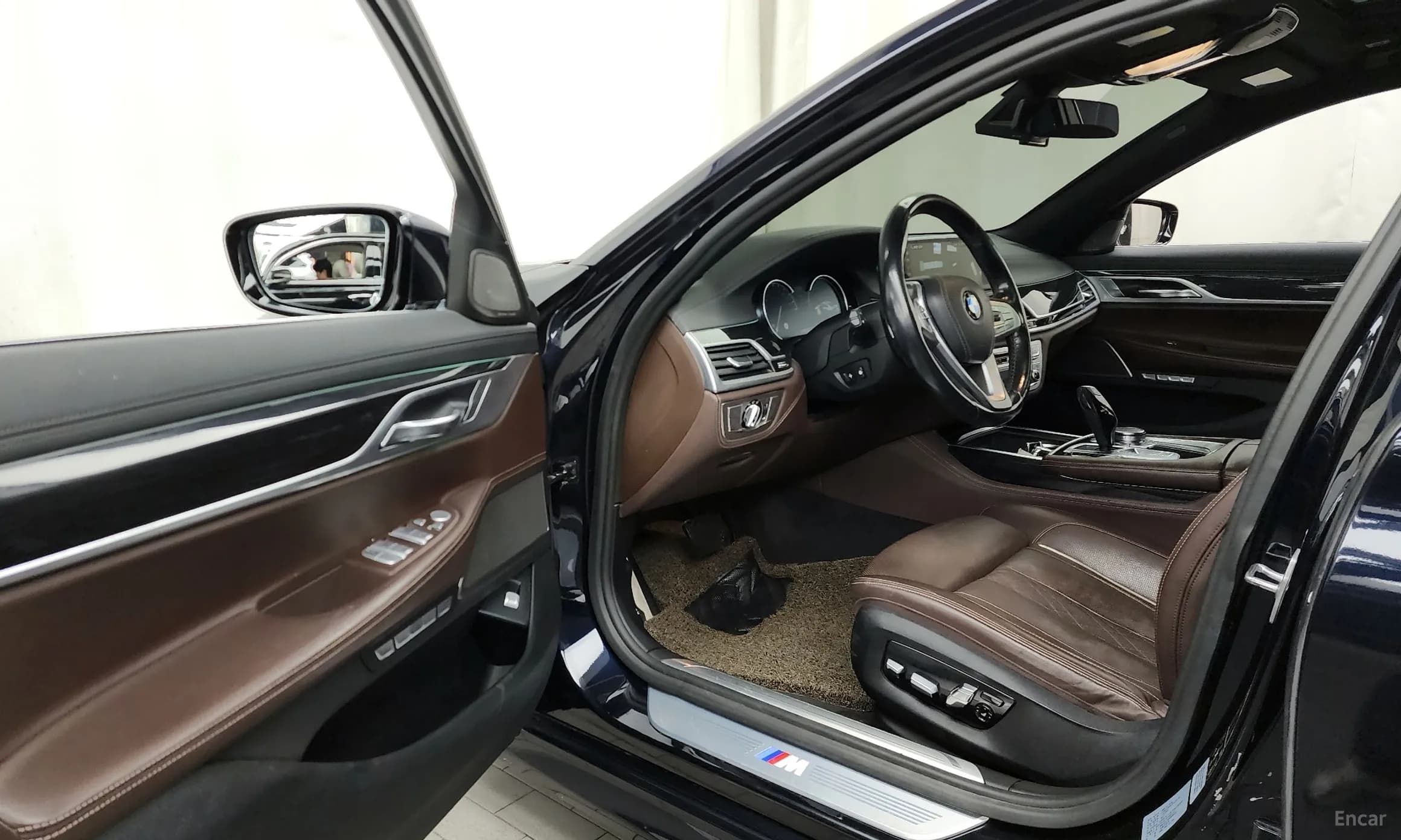 7 Series (G11)