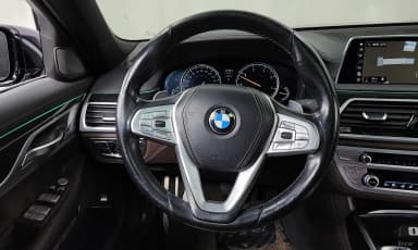 7 Series (G11)