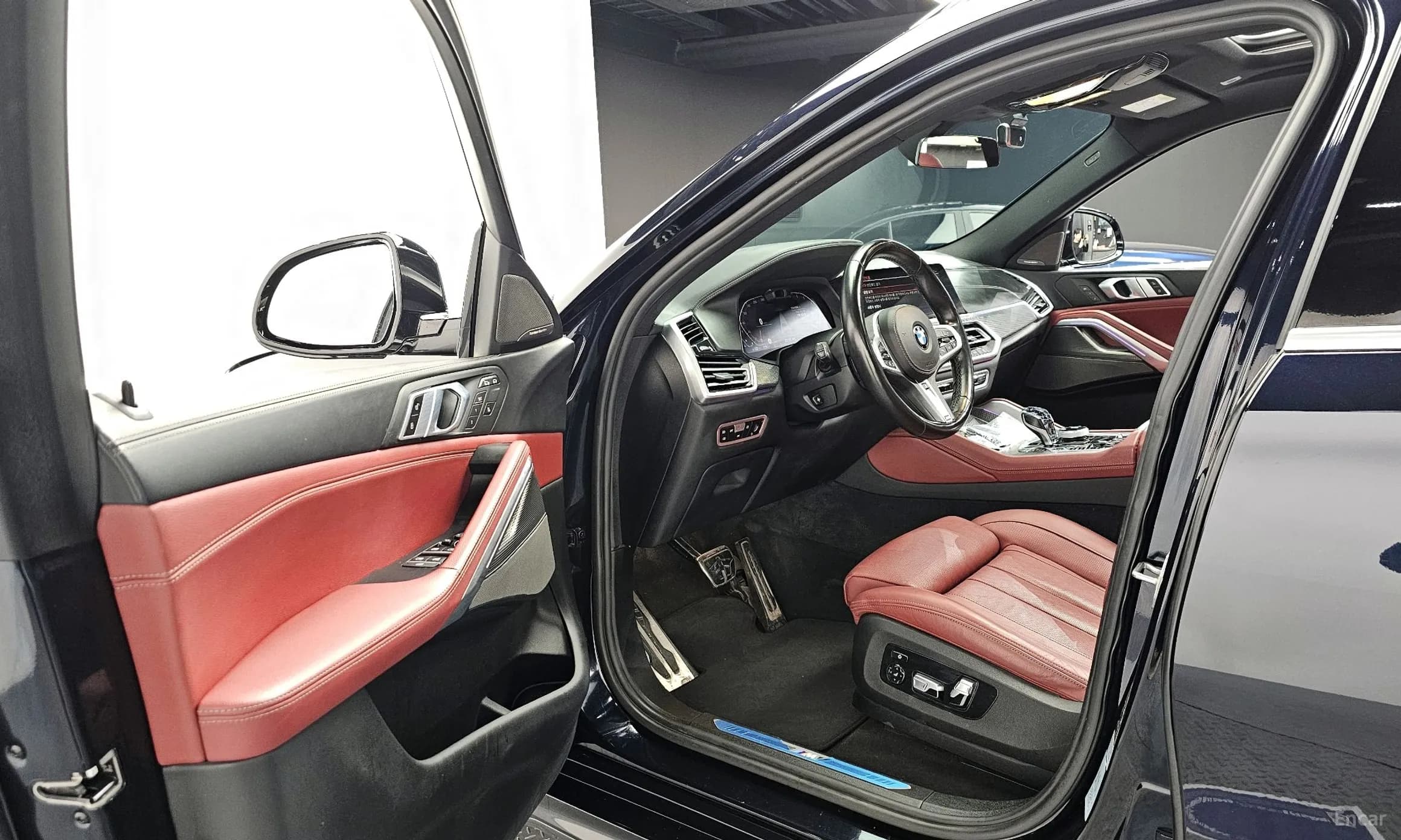 X6 (G06)